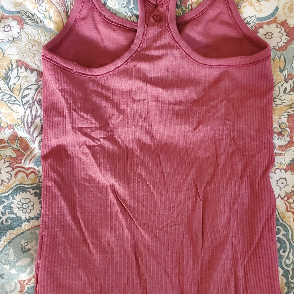 Lululemon racerback tank xs 2 - Picture 2 of 3
